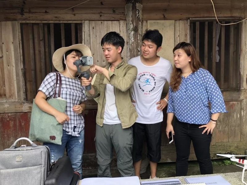 号(近延庆路)  策展人:董一平 况蔚  指导老师:董一平 朱梦夏 侯斌超