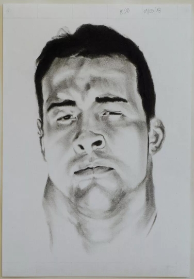 Self-David Rodriguez #28, charcoal and graphite on paper, 27x38cm