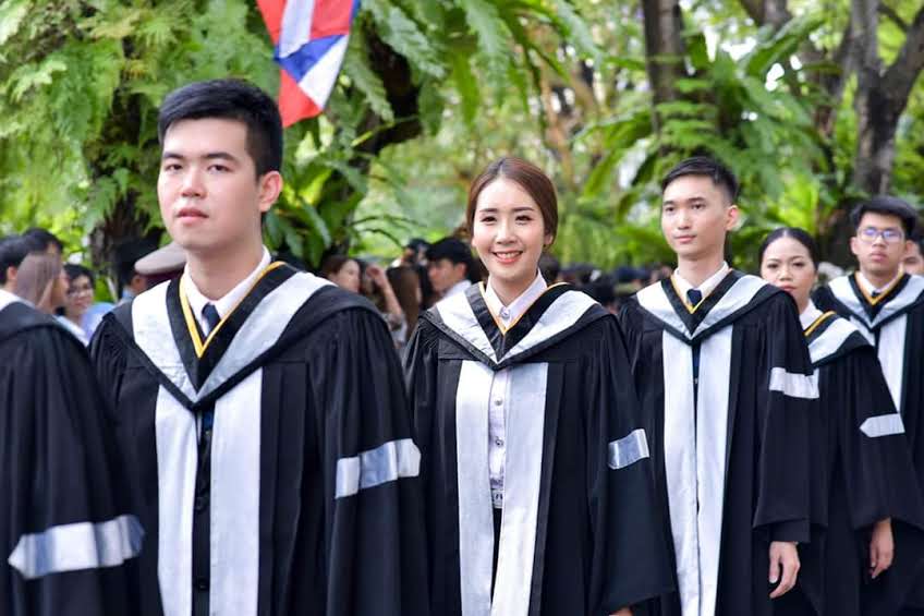 泰国博仁大学毕业难吗？