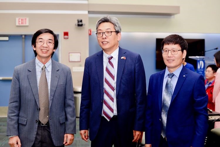 蔡伟博士,蔡伟,安顺学院2015蔡伟博士_大山谷图库