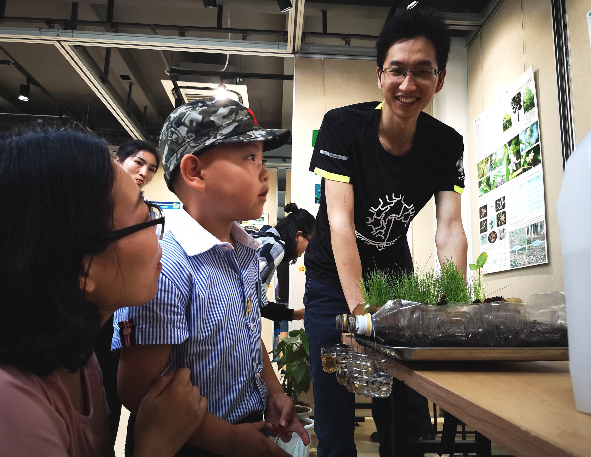 22日科学节现场（杨云 摄）