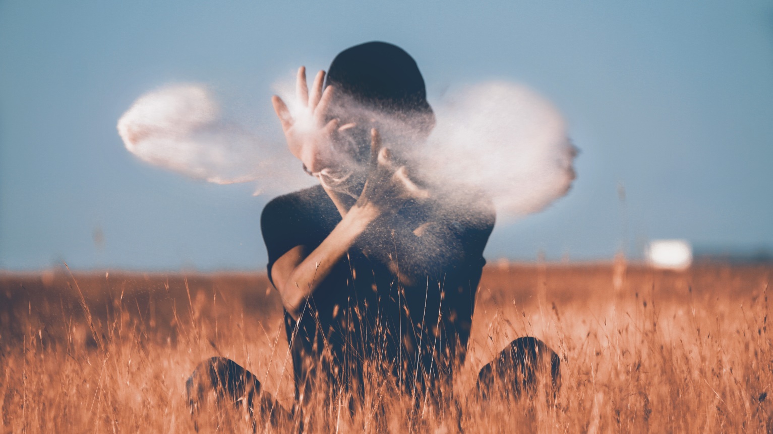 aziz-acharki-PUvPZckRnOg-unsplash_看图王